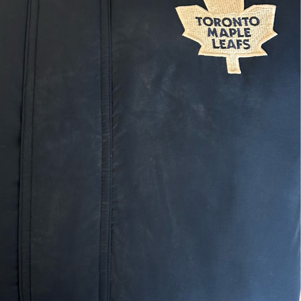 Vintage Puma NHL Toronto Maple Leaf Winter Hooded Jacket Size Large Read - Picture 15 of 15